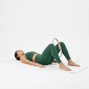 Seated inner thigh squeeze